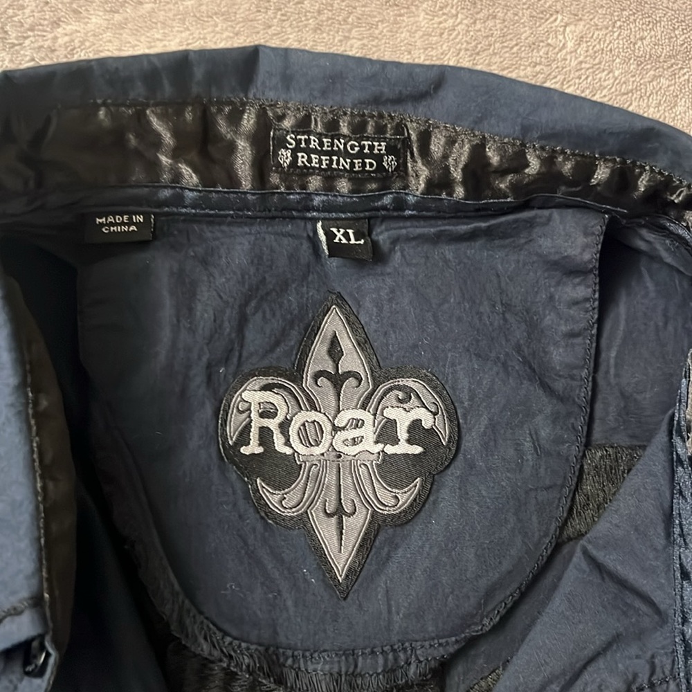 Roar Strength Refined Button Down Embroidered Sti… - image 6